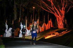 BIB: 6300
                            <button type="button" onclick="openModal(22511685)" class="btn btn-primary btn-sm float-right btn-popup" data-toggle="modal" data-target=".modal-high-quality">
                        <i class="fas fa-shopping-cart"></i> Add to Cart
                    </button>
                                            <button type="button" onclick="isThisMe(22511685, true)" class="btn btn-success btn-sm float-right btn-popup btn-isme hidden" data-toggle="tooltip" data-placement="bottom" title="นี่คือรูปของคุณใช่ไหม คลิกที่นี่เพื่อเอาเข้าอัลบั้ม">
                        <i class="fas fa-plus"></i> Add to album
                    </button>
                    <button type="button" onclick="isThisMe(22511685, false)" class="btn btn-warning btn-sm float-right btn-popup btn-isnotme hidden">
                        <i class="fas fa-ban"></i> Remove from album
                    </button>